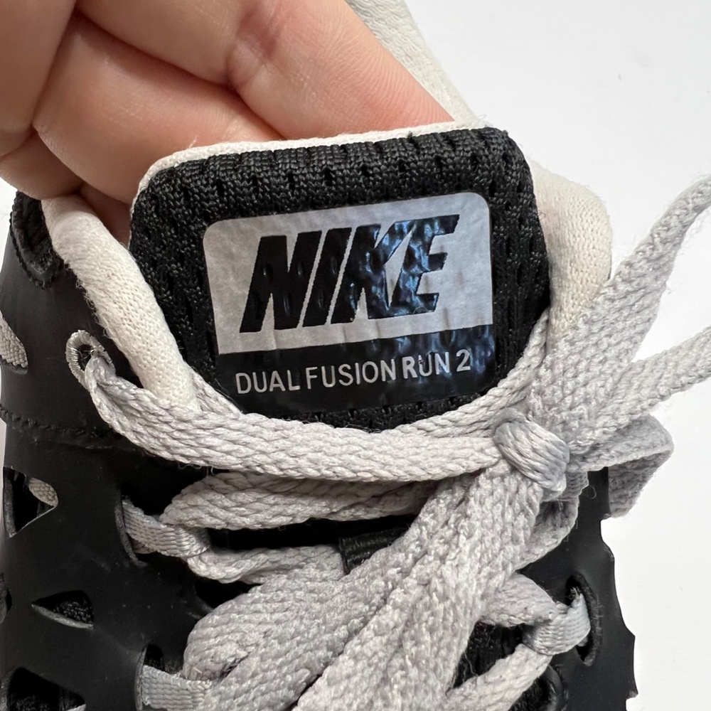 Nike Black and White Athletic Shoes - Picture 10 of 10